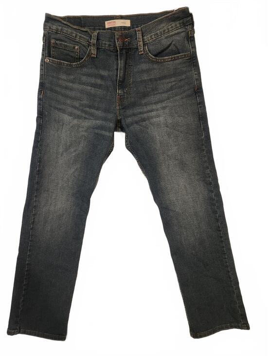 Other - Levi Strauss Signature Medium Wash. Size 30 28 actual inseam Excellent condition